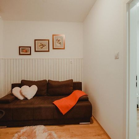 Apartman Lovric Ðakovo Exterior foto