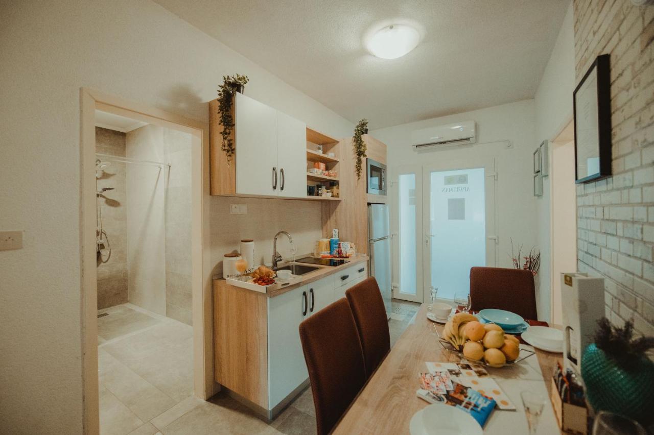 Apartman Lovric Ðakovo Exterior foto