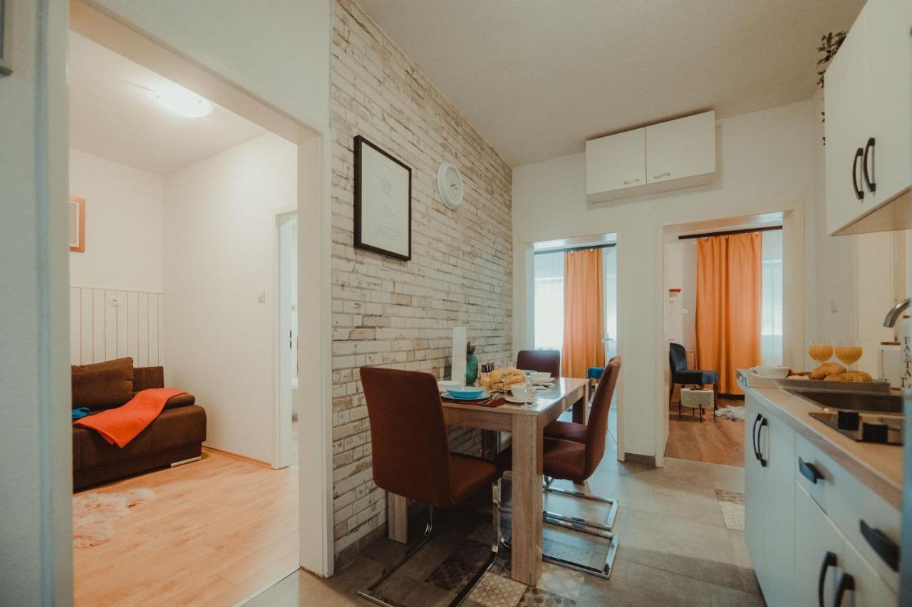 Apartman Lovric Ðakovo Exterior foto